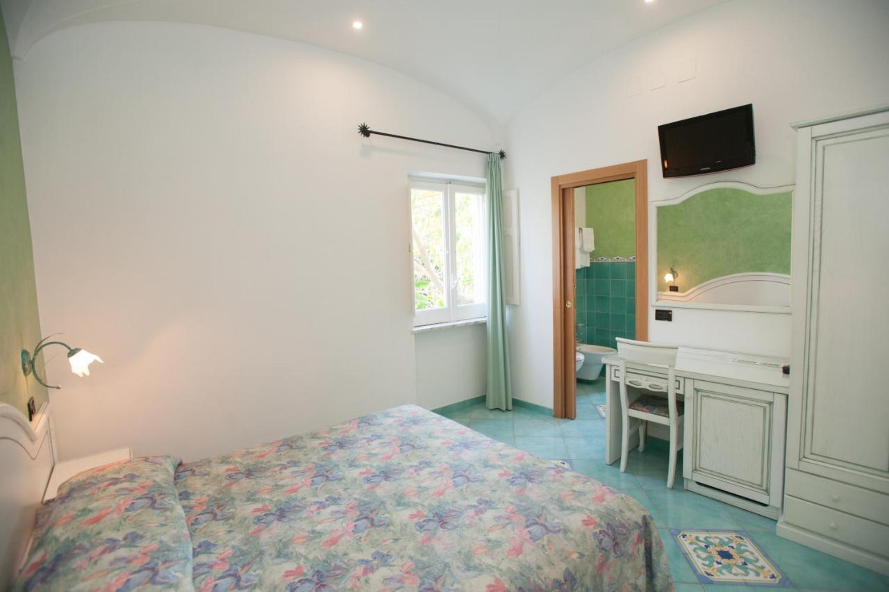Hotel Villa Sirena - Thermae & Spa Ischia Zewnętrze zdjęcie