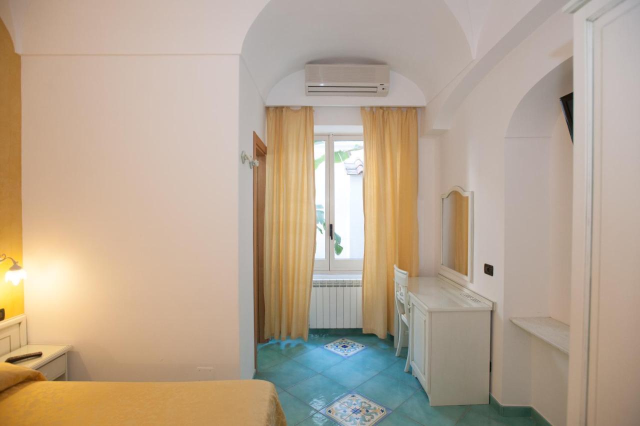 Hotel Villa Sirena - Thermae & Spa Ischia Zewnętrze zdjęcie