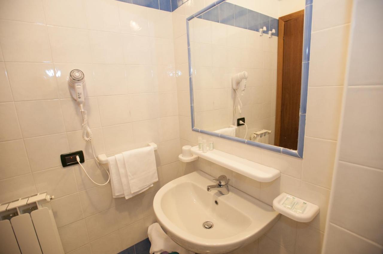 Hotel Villa Sirena - Thermae & Spa Ischia Zewnętrze zdjęcie