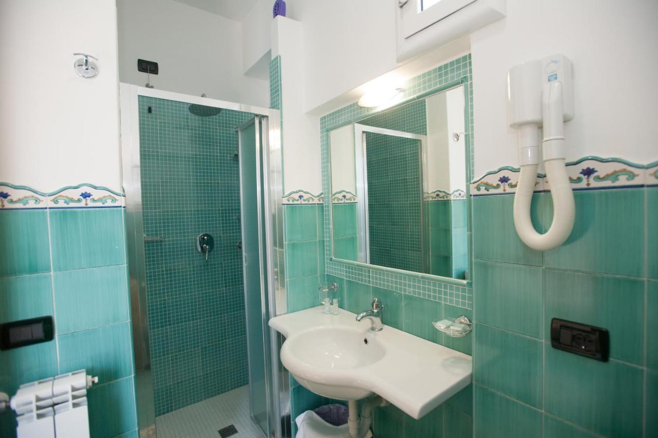 Hotel Villa Sirena - Thermae & Spa Ischia Zewnętrze zdjęcie